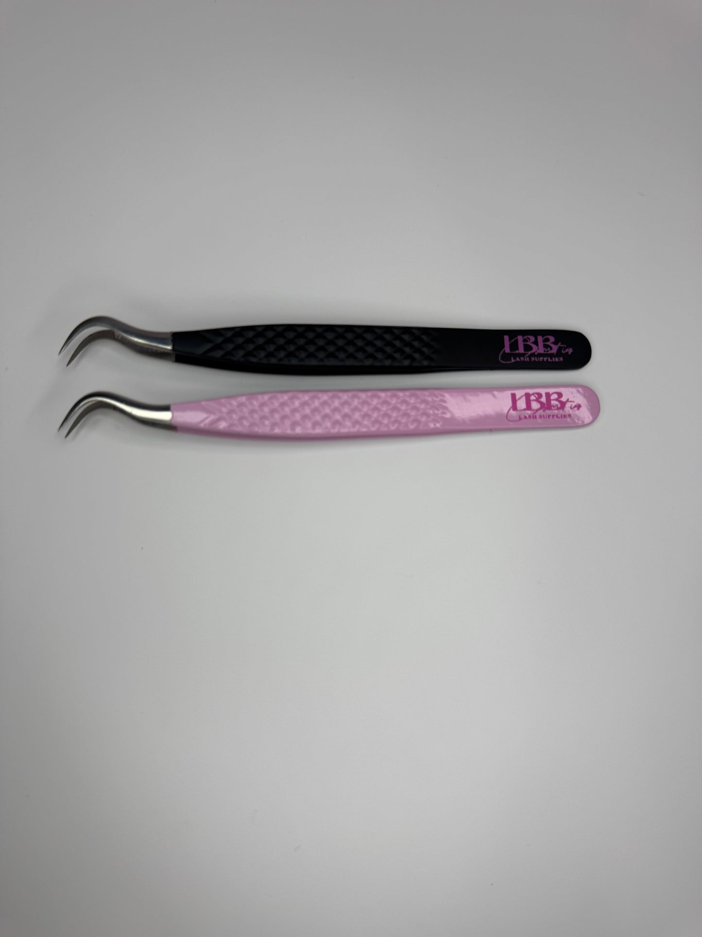 Strong curve tweezers
