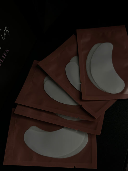 Hydrogel eye pads